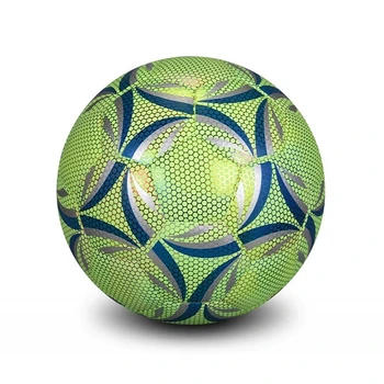 Светящийся Футбольный мяч 4-го размера Детский футбольный мяч 4-го размера Ослепительно Светится В темноте Тренировочный И игровой Мяч Длительной яркости Изображение
